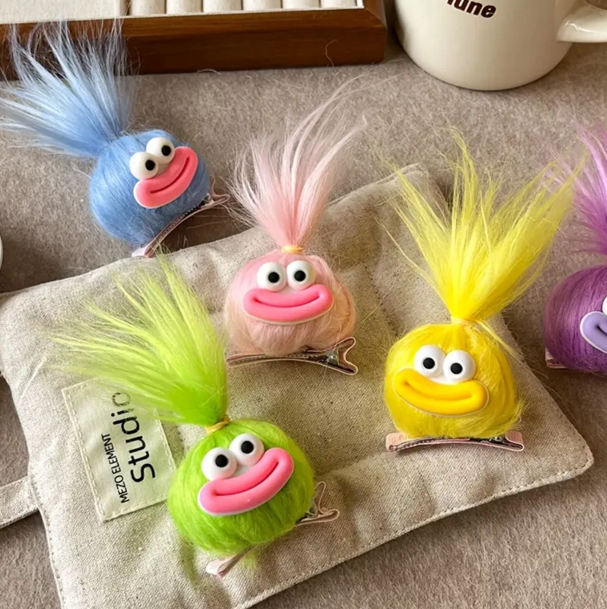 Theme: Cartoon Main Material: Polyester Style: Preppy Weaving Method: Non-textile materials Theme: Cartoon Main Material: Polyester Style: Preppy Weaving Method: Non-textile materials