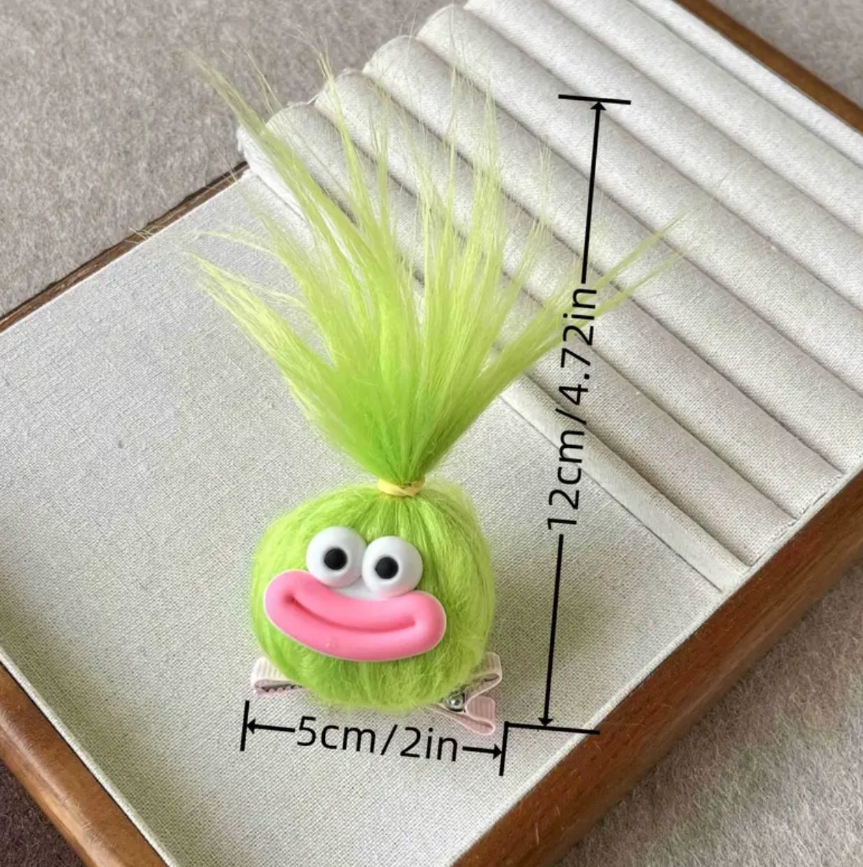 Theme: Cartoon Main Material: Polyester Style: Preppy Weaving Method: Non-textile materials Theme: Cartoon Main Material: Polyester Style: Preppy Weaving Method: Non-textile materials